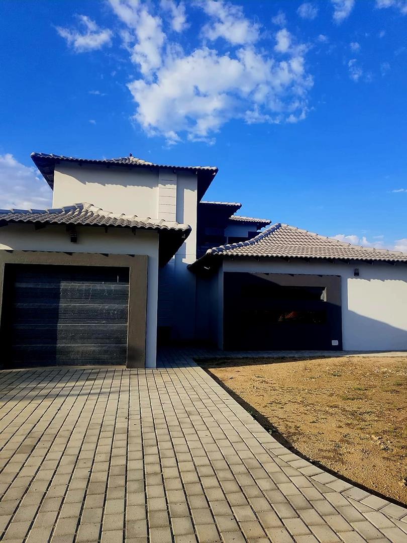 4 Bedroom House for Sale - Gauteng