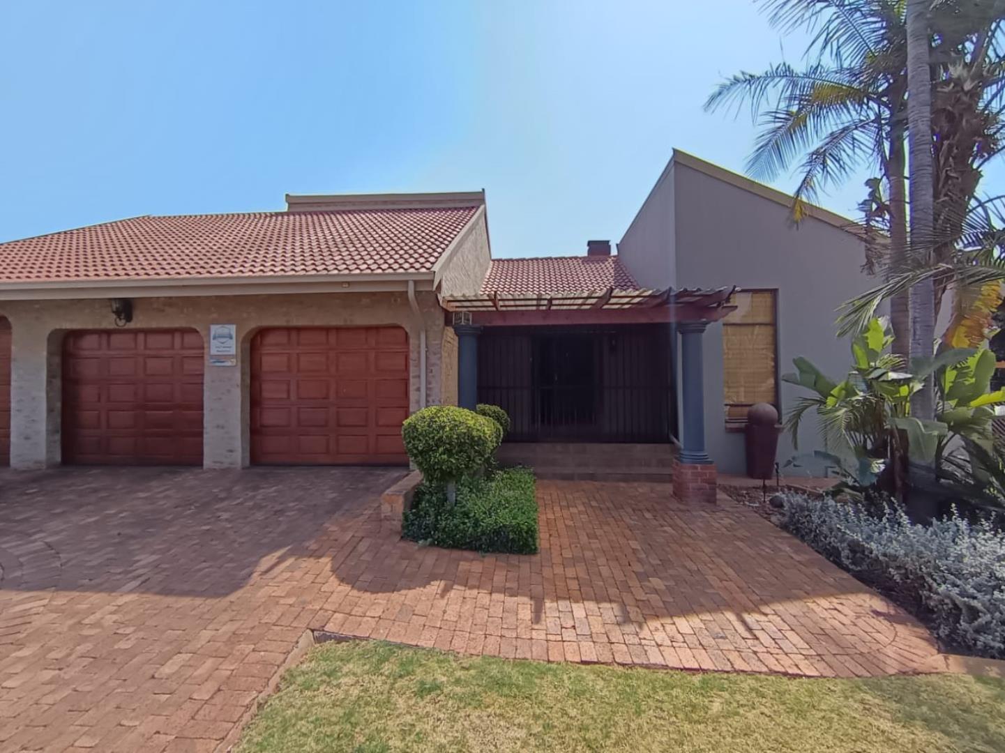 4 Bedroom  House for Sale in Pretoria - Gauteng