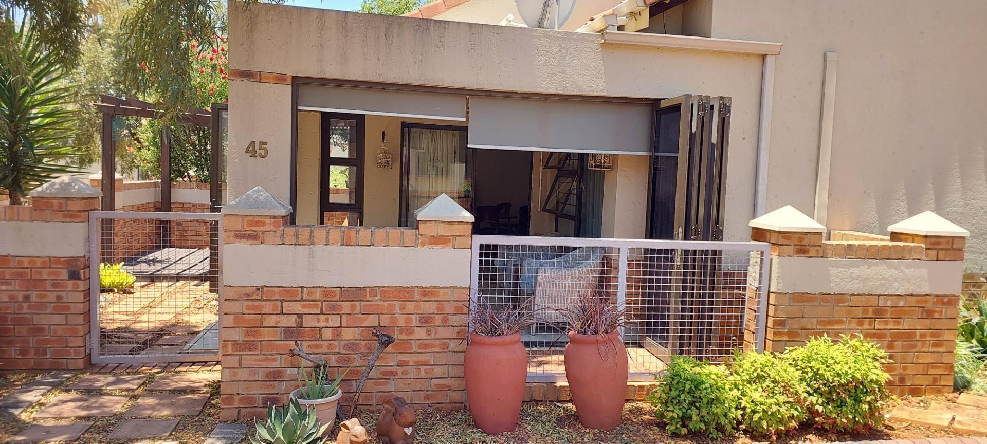 2 Bedroom Retirement Village for Sale - Gauteng