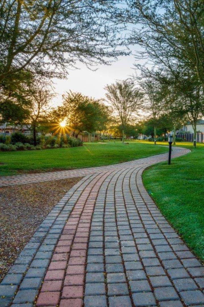 740785_Zambezie_Country_estate_5.jpg